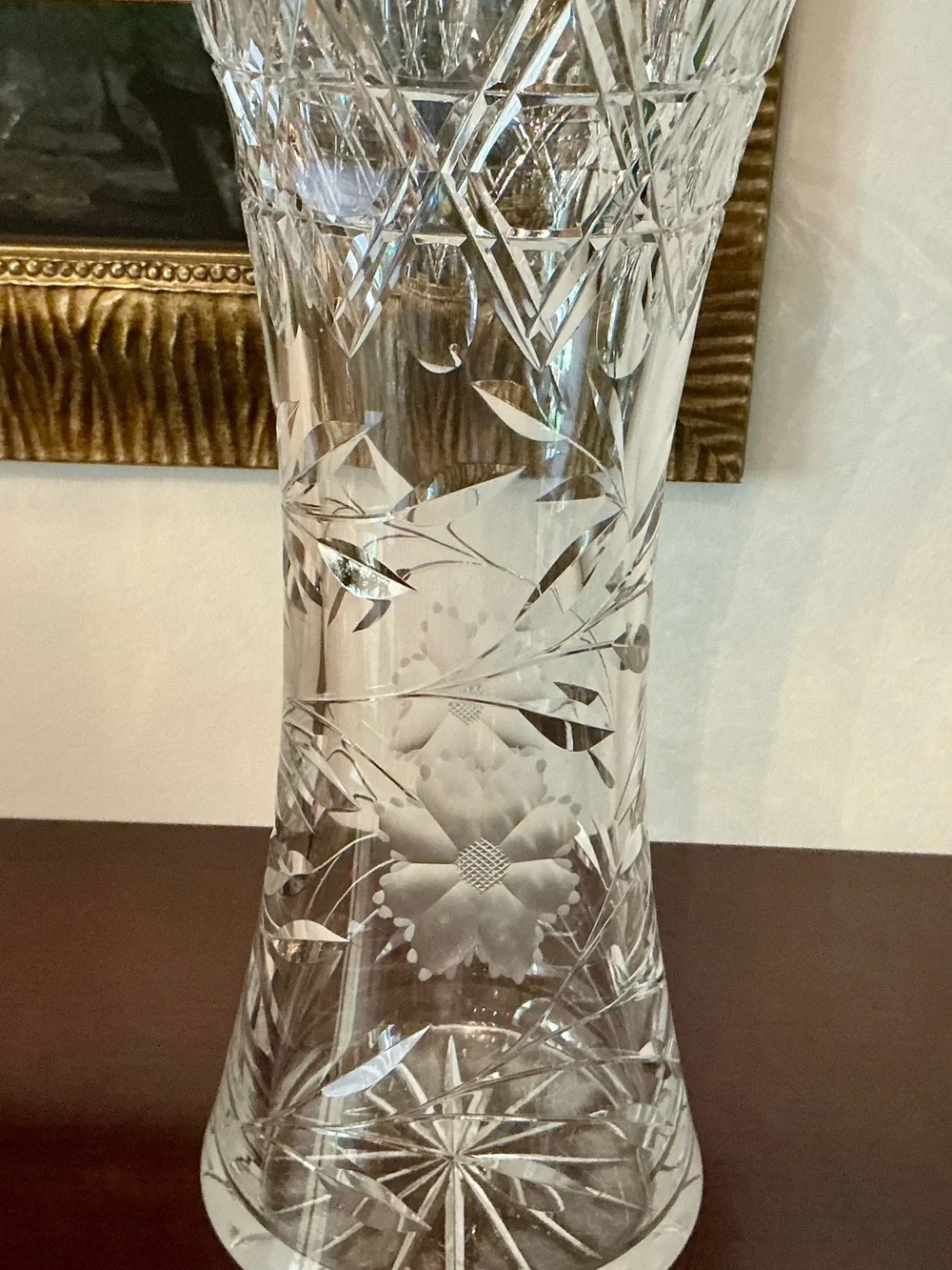 America Brilliant Period Cut Glass Corset Vase - Picture 8 of 8
